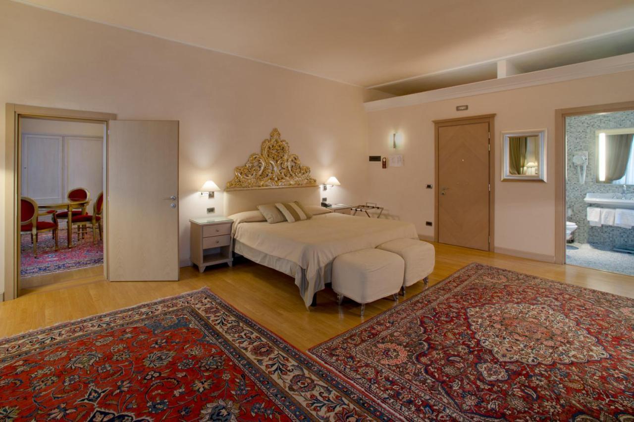 Liassidi Palace Hotel Venedig